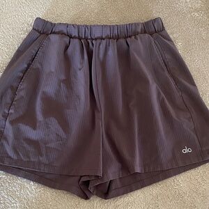 ALO Yoga Women's purple Shorts Medium